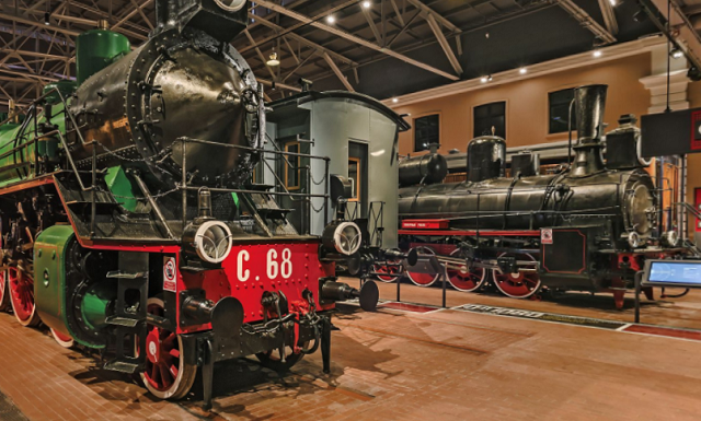 Паровозы в музее железных дорог России